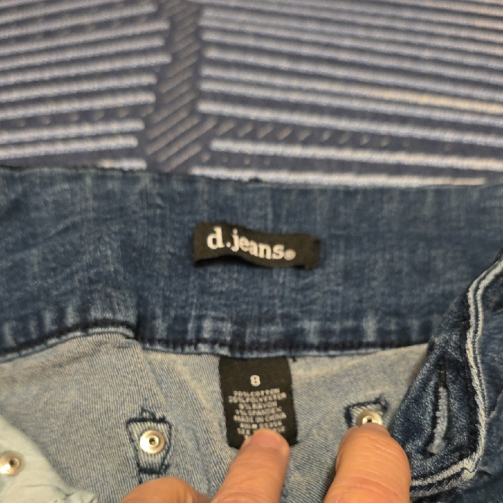 Divided High Rise Blue Jeans - Picture 2 of 3